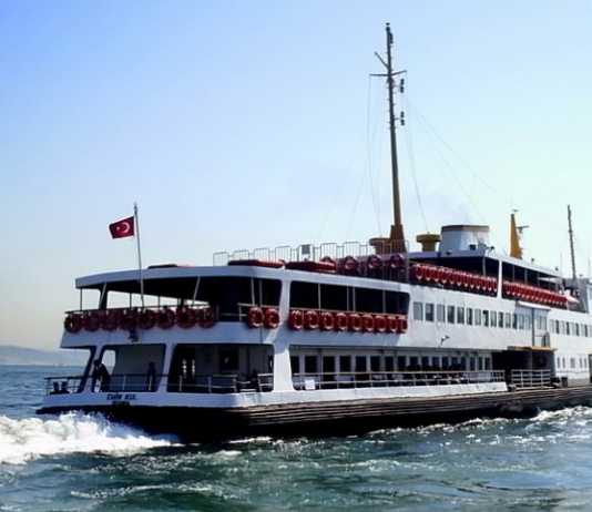 Barcos publicos en estambul